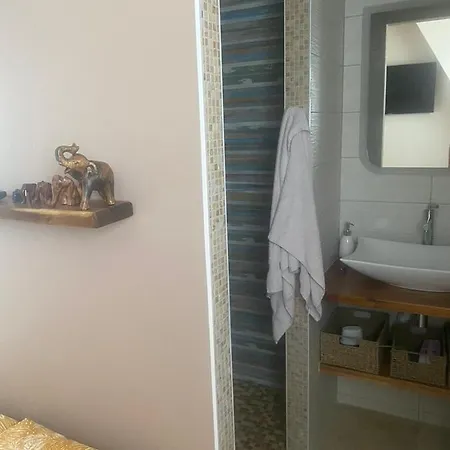 Alojamento de Acomodação e Pequeno-almoço Les Trois Filles Puybarban